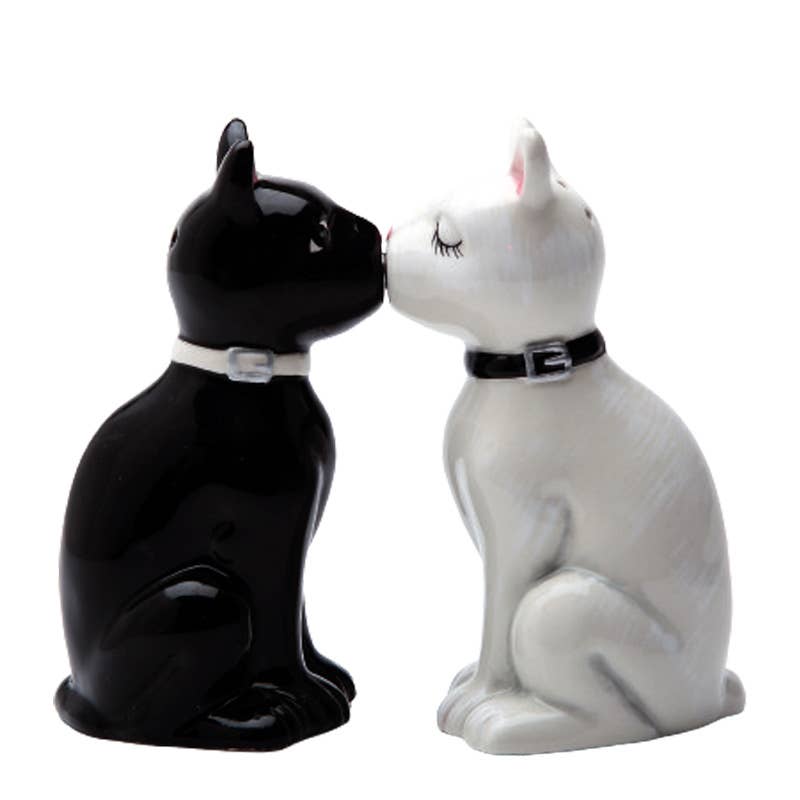 Feline Spiced Salt and Pepper Shaker Set