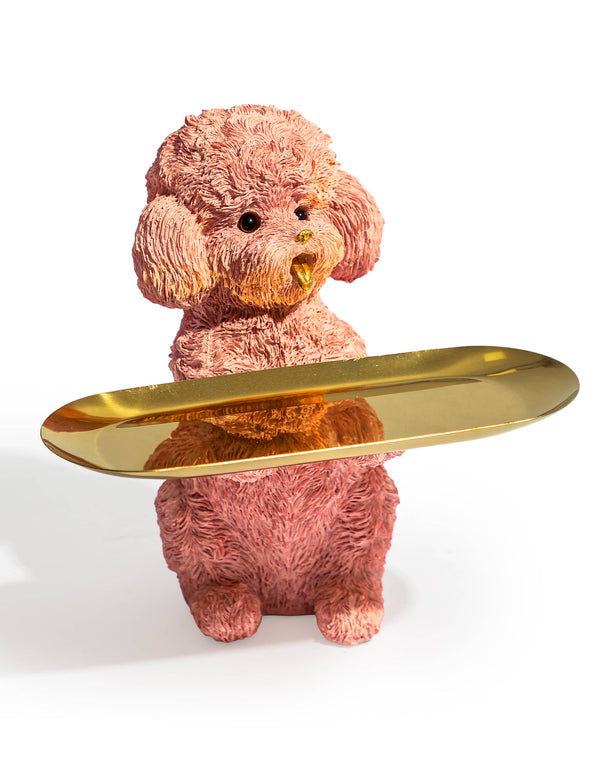 Roze poedel met gouden dienblad