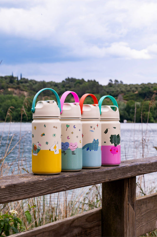 Stainless Steel Insulated Water Bottle for Children with Dancing Hearts
