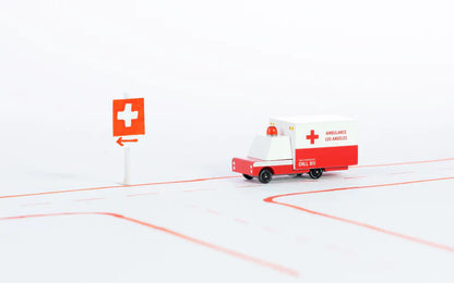 Ambulance en Bois Candycar World - Ambulance Los Angeles