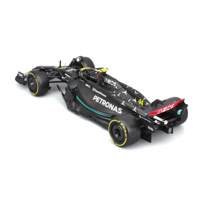 1:24 F1 MB W14 2023 AVEC PILOTE FIGURE HAMILTON