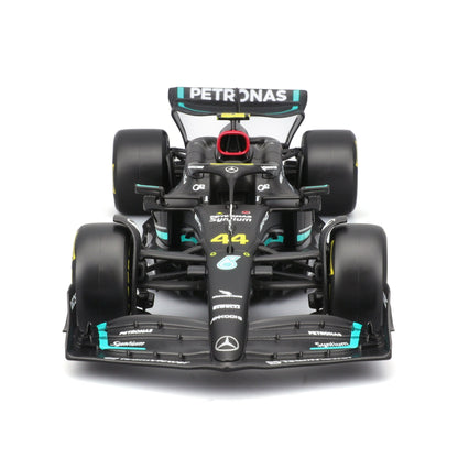 1:24 F1 MB W14 2023 AVEC PILOTE FIGURE HAMILTON