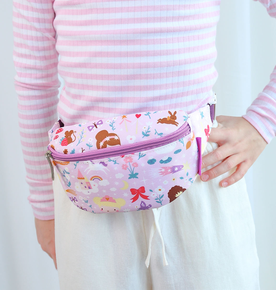 Sac banane enfant - Princesses – vue 5 – A Little Lovely Company
