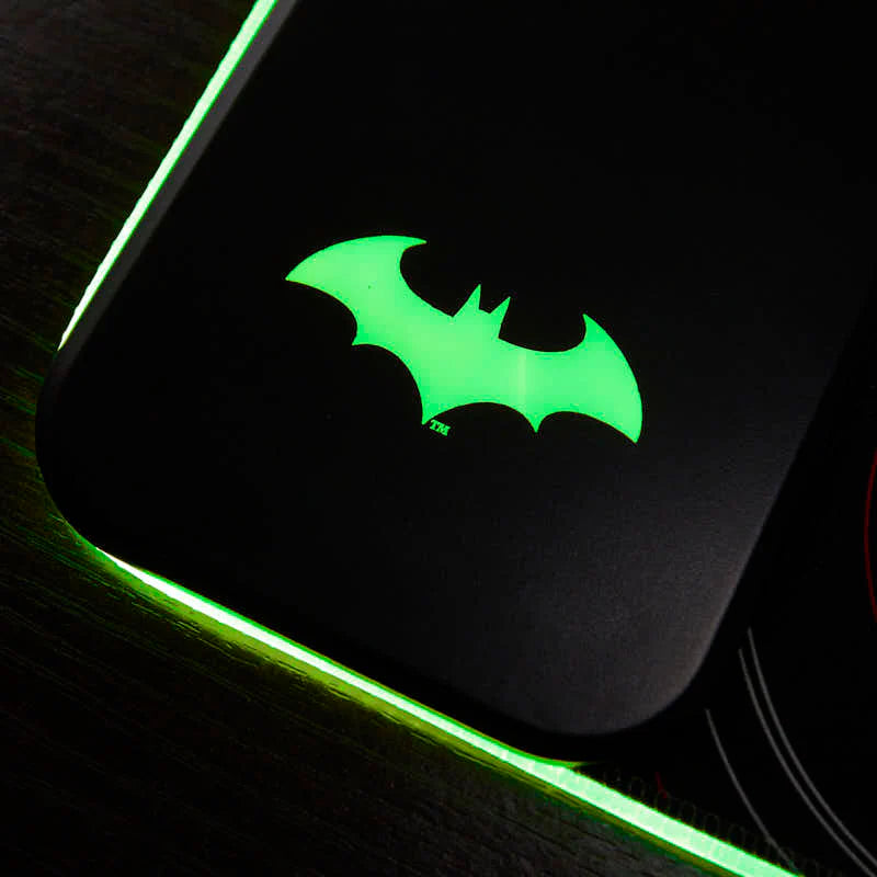Giant Playmat and Mobile Phone Charger - Batman Arkham