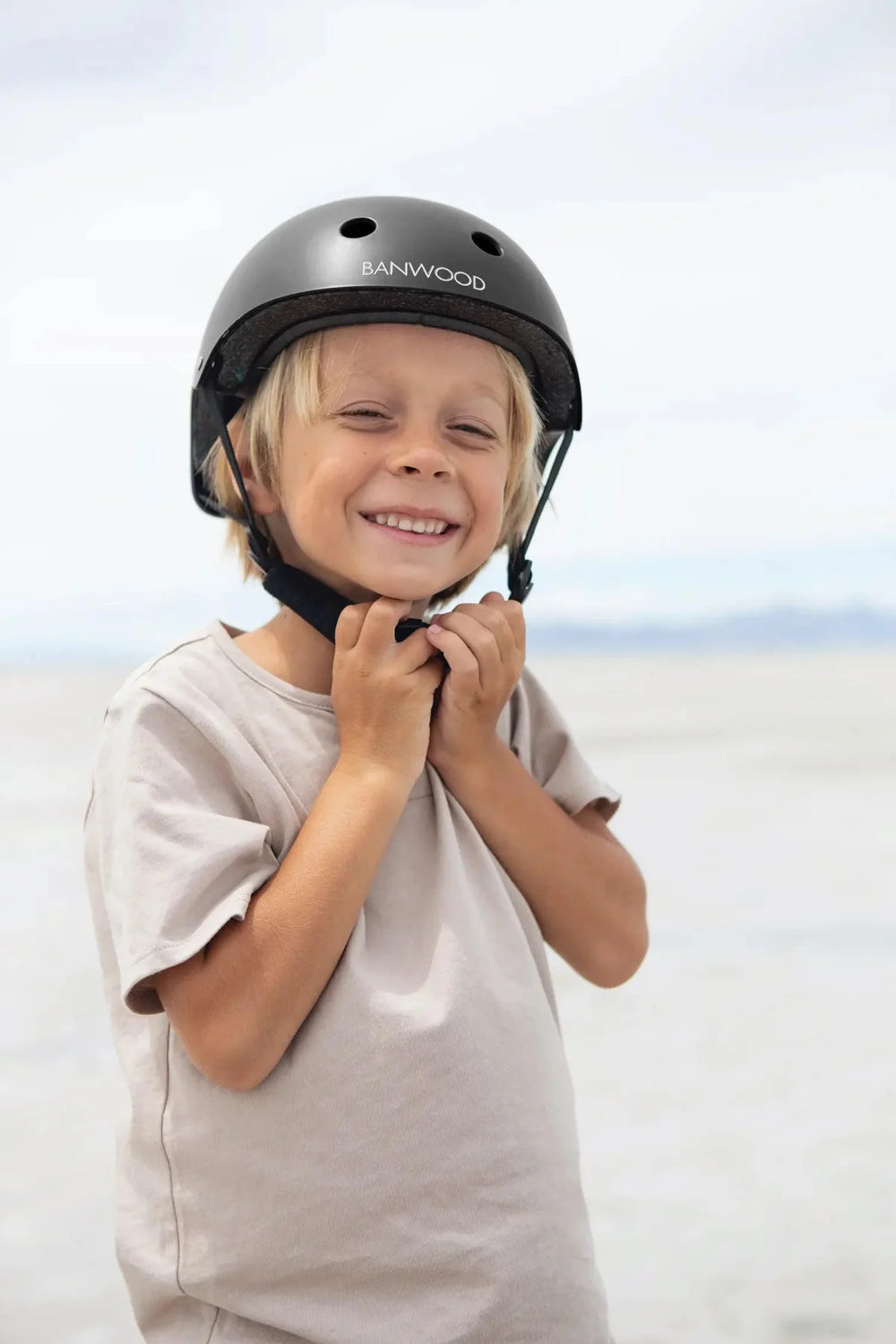 Casque Enfant – Noir Mat