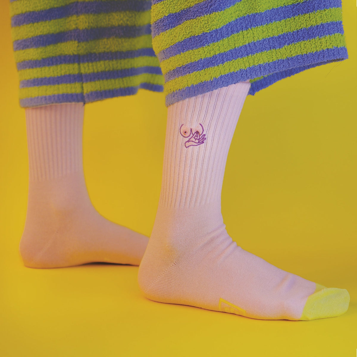 Chaussettes Brodées Seins – vue 6