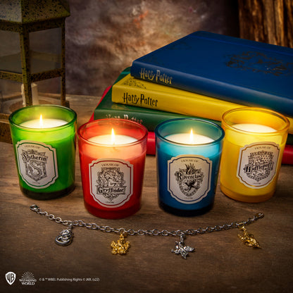 Set of 4 Hogwarts Scented Candles with Charm Bracelet