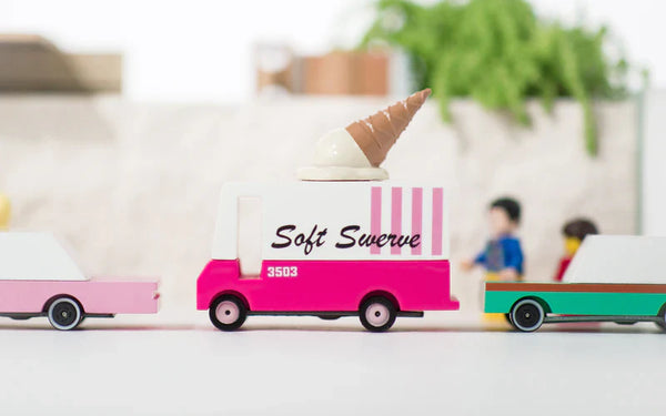 Candycar World Houten Vrachtwagen - IJssalon