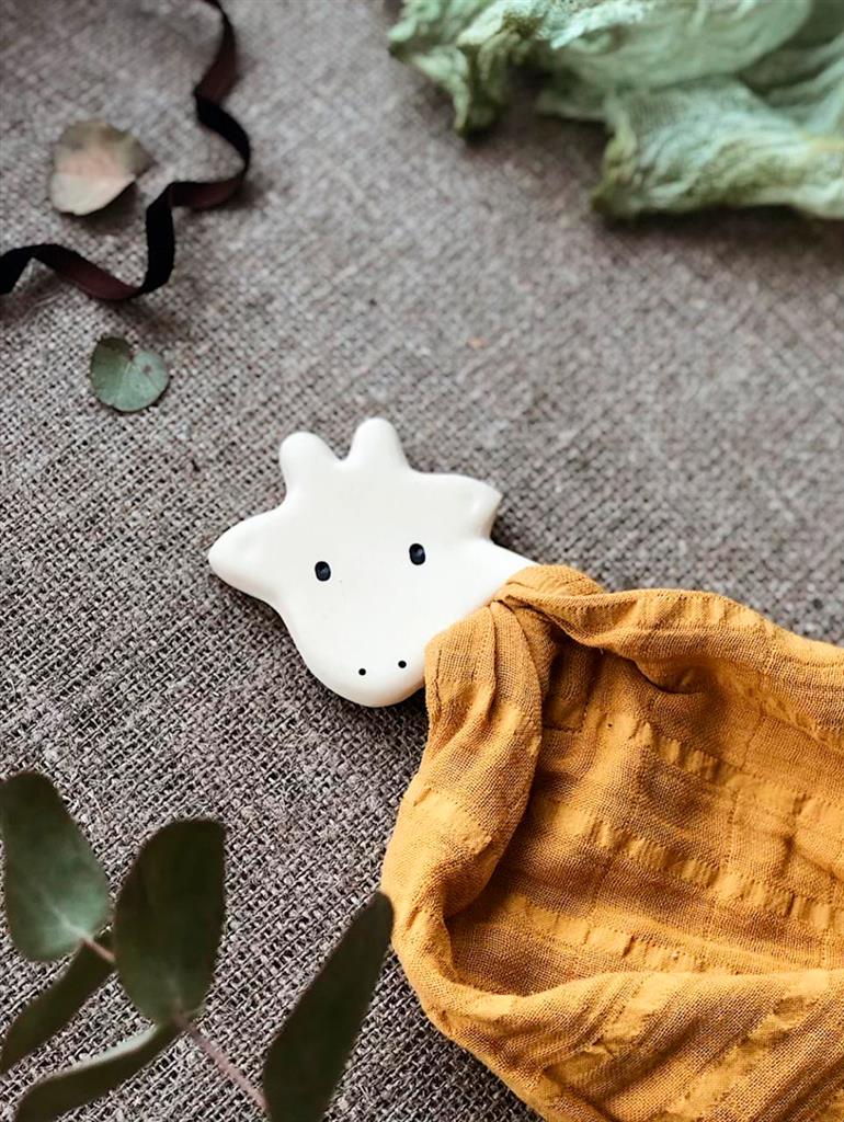 Doudou Girafe avec Tête de Dentition en Caoutchouc Naturel