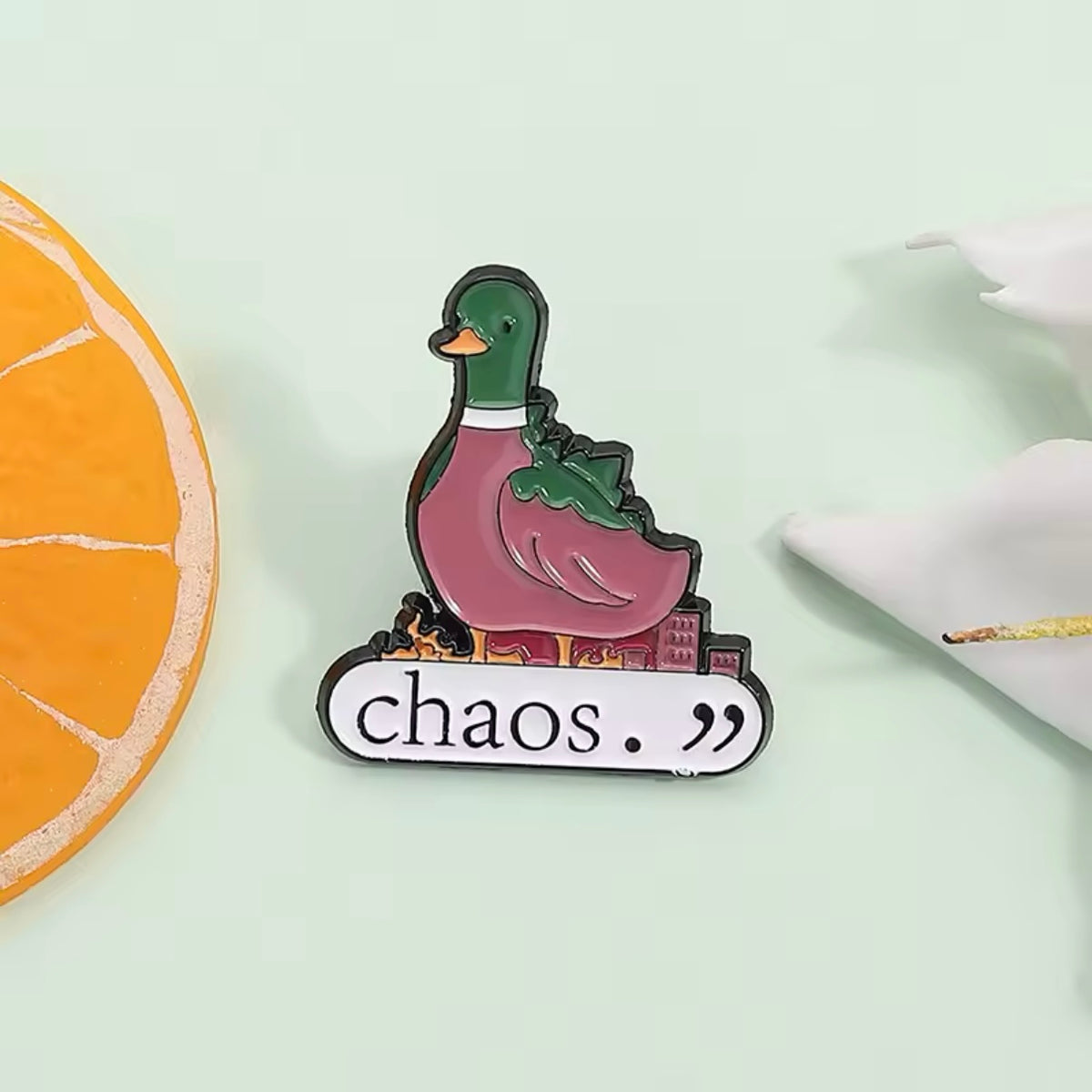 Pin’s Canard Colvert Chaos.’’