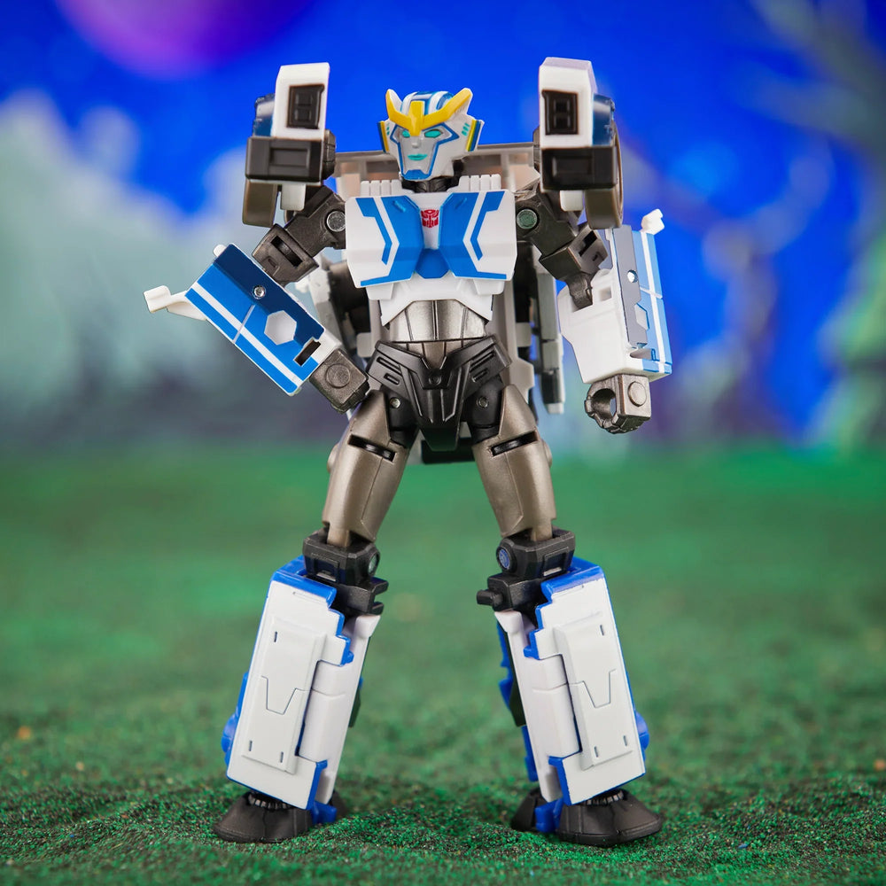 Transformers Generations Legacy Evolution Robots in Disguise 2015 Universe Strongarm