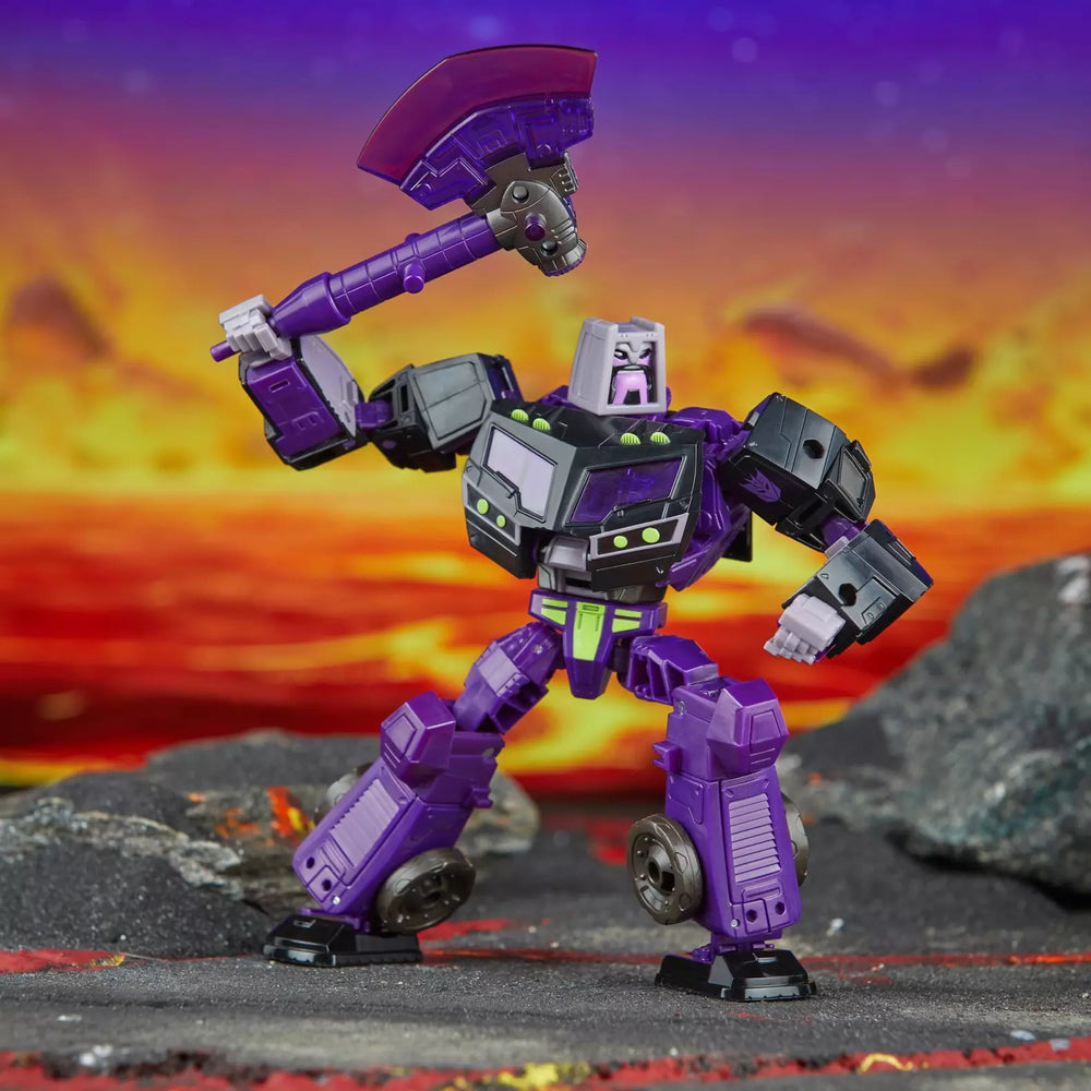 Transformers Generations Legacy United Voyageur Decepticon Motormaster