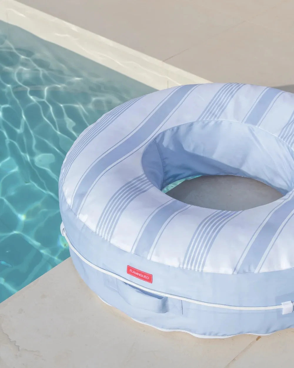 Premium donut float with grab rope – GLAM