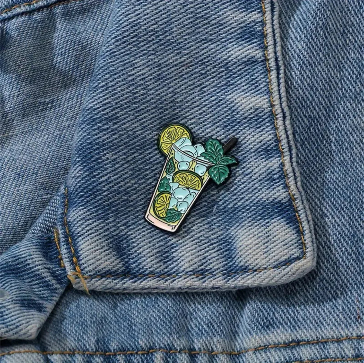 Mojito cocktail pin