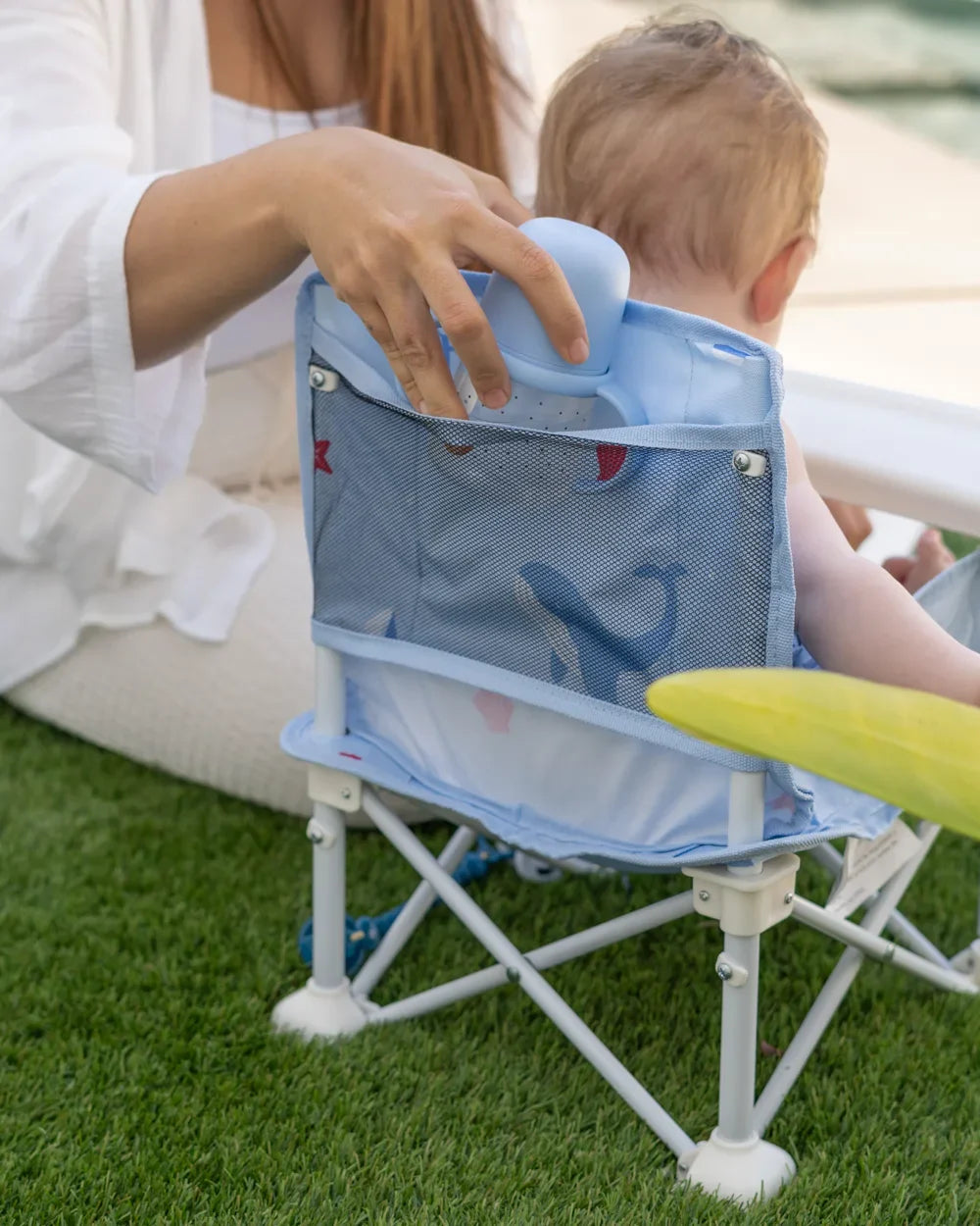 Portable high chair for baby - BLINKY