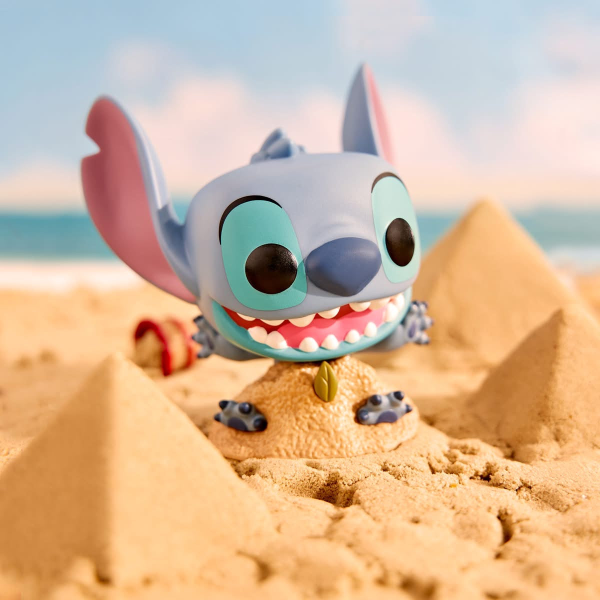 Pop! Stitch dans le Sable