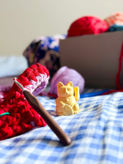 Gelukskatje, zonnegeel