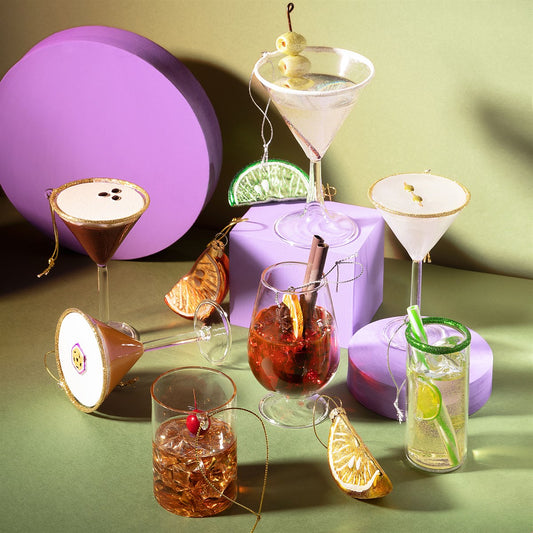 Hangende decoratie in de vorm van een passievruchtmartini
