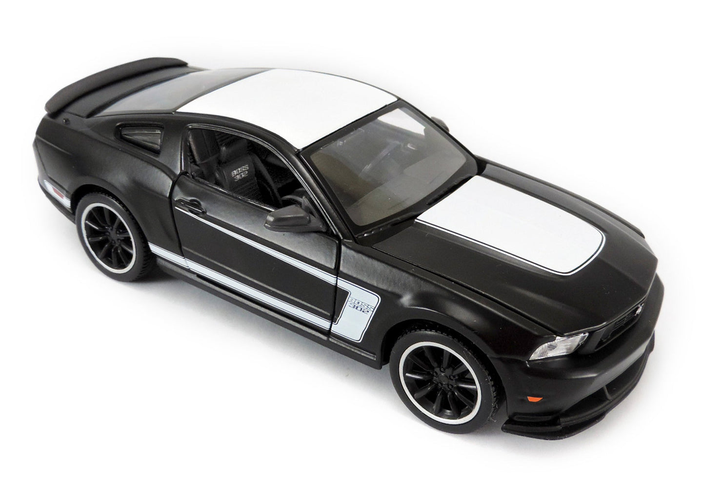 FORD MUSTANG NOIR MAT 1:24