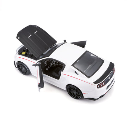 1:24 FORD MUSTANG STREET RACER 2014