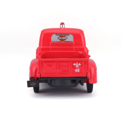 1:24 HARLEY DAVIDSON 1948 FORD F-1 PICKUP WITH 1936 EL KNUCKLEHEAD
