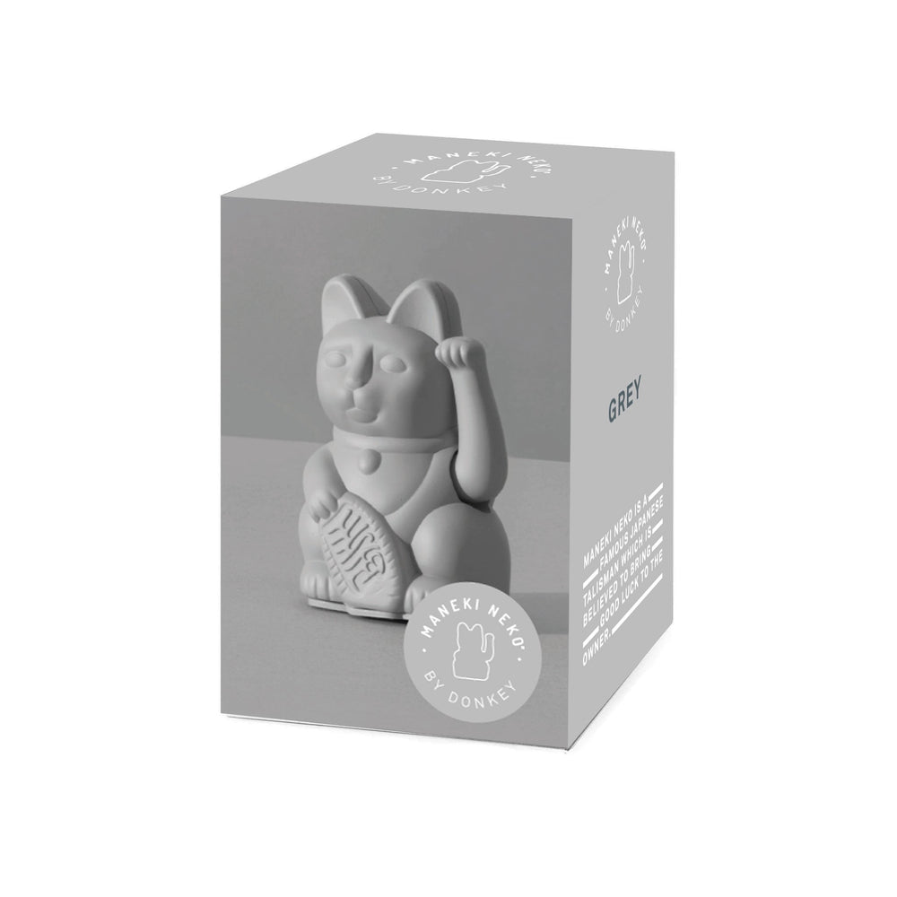 Glückliche graue Mini-Katze