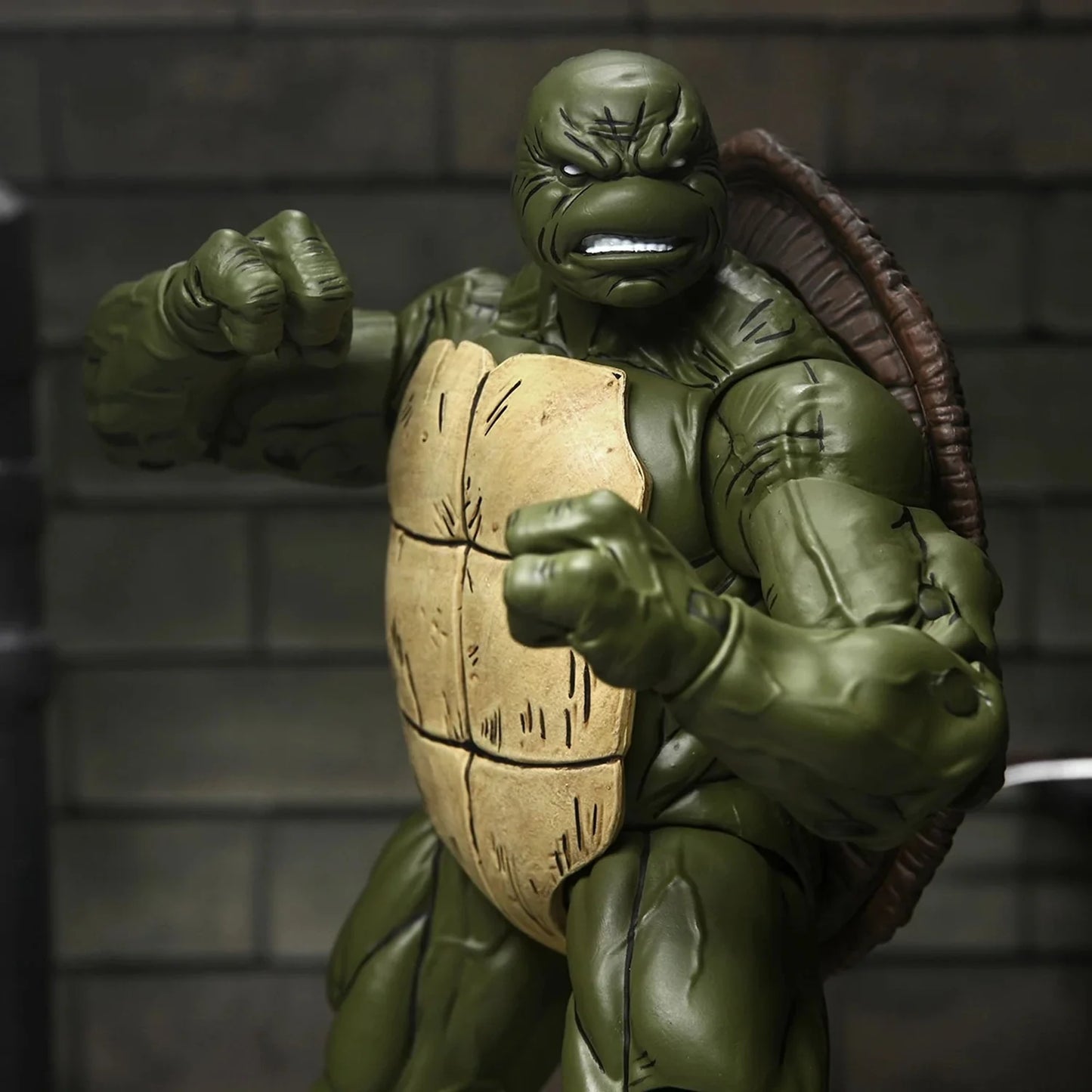 teenage mutant ninja turtles the last ronin 7 scale action figure battle damaged ronin neca