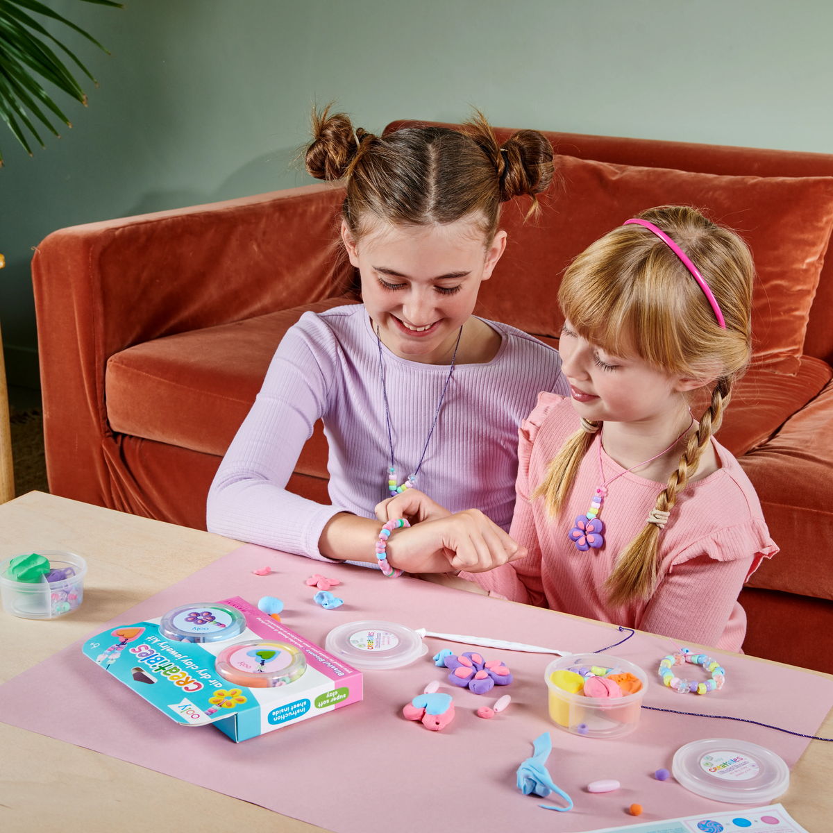 Kit bijoux en pâte autodurcissante Creatibles Blissful Blooms – OOLY