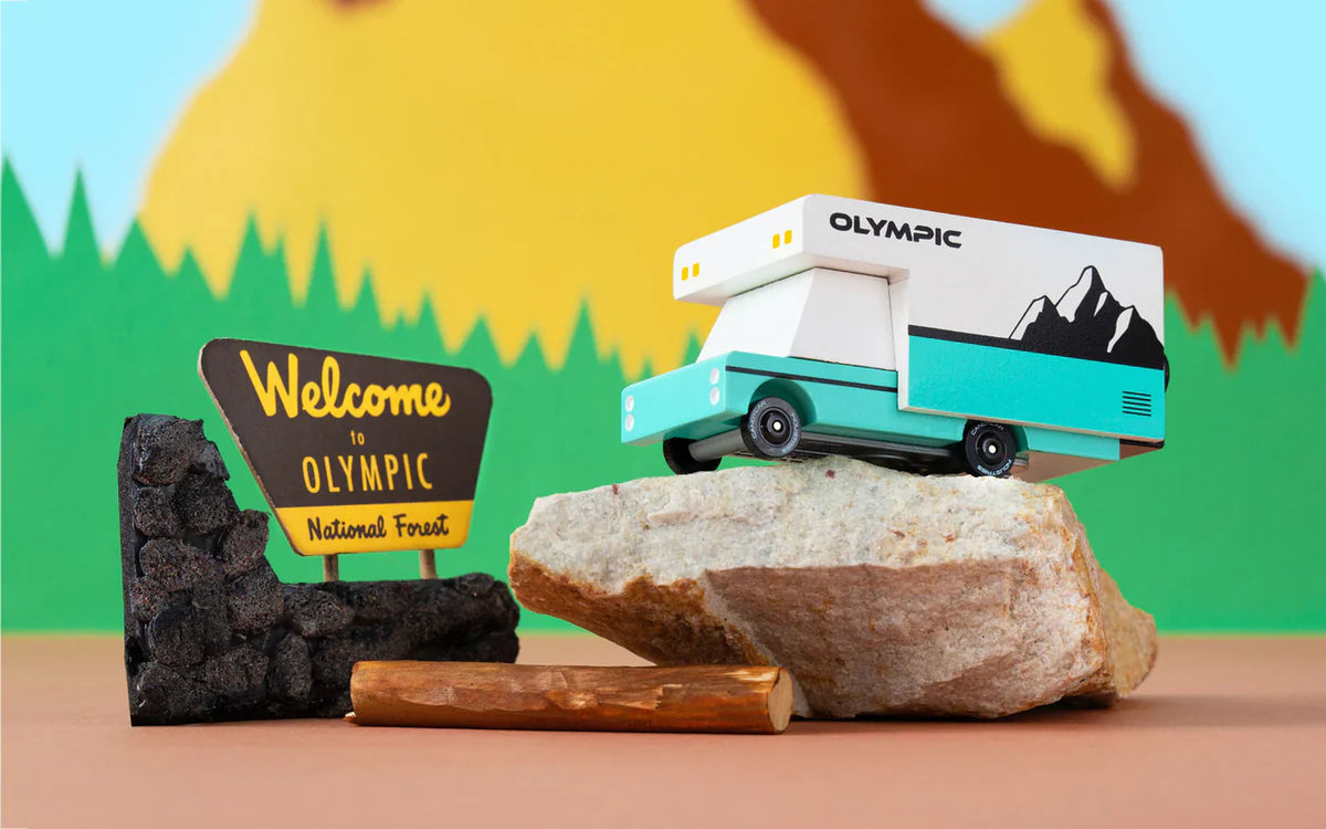 Candycar World Houten Campervan - Olympic RV