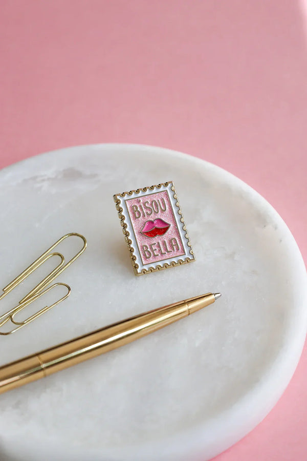 Bisou Bella - Pins