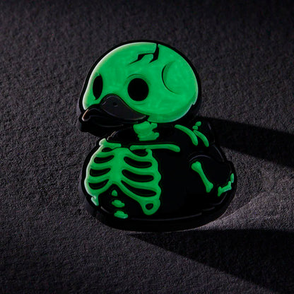 TUBBZ Numskull Skelet – glow-in-the-dark rubberen pin