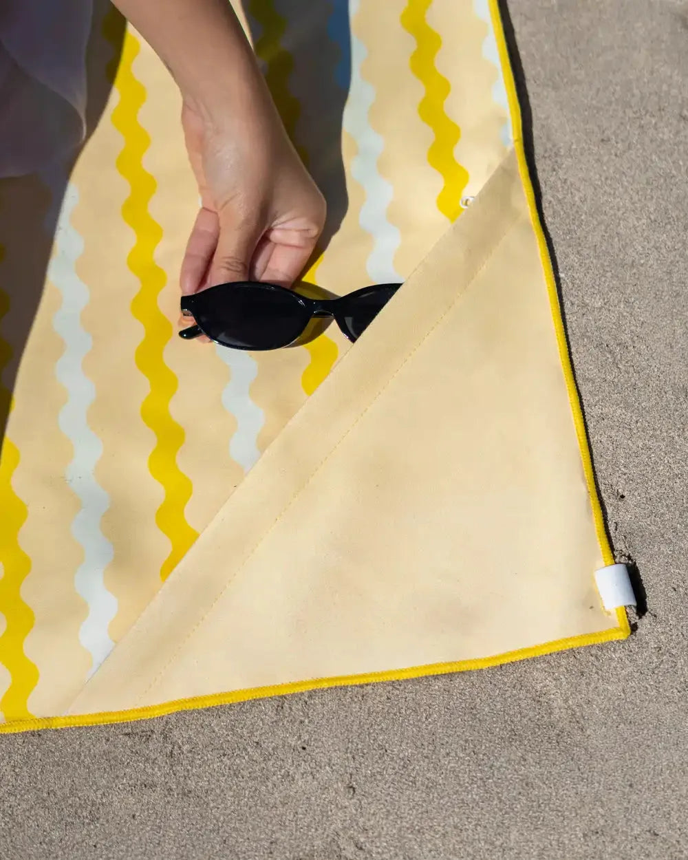 Microfiber Beach Towel – TROPIC