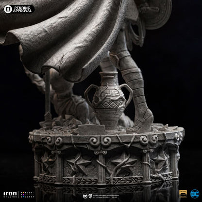 Statue Wonder Woman Unleashed Marble Variant - DC Comics - Art Scale 1/10