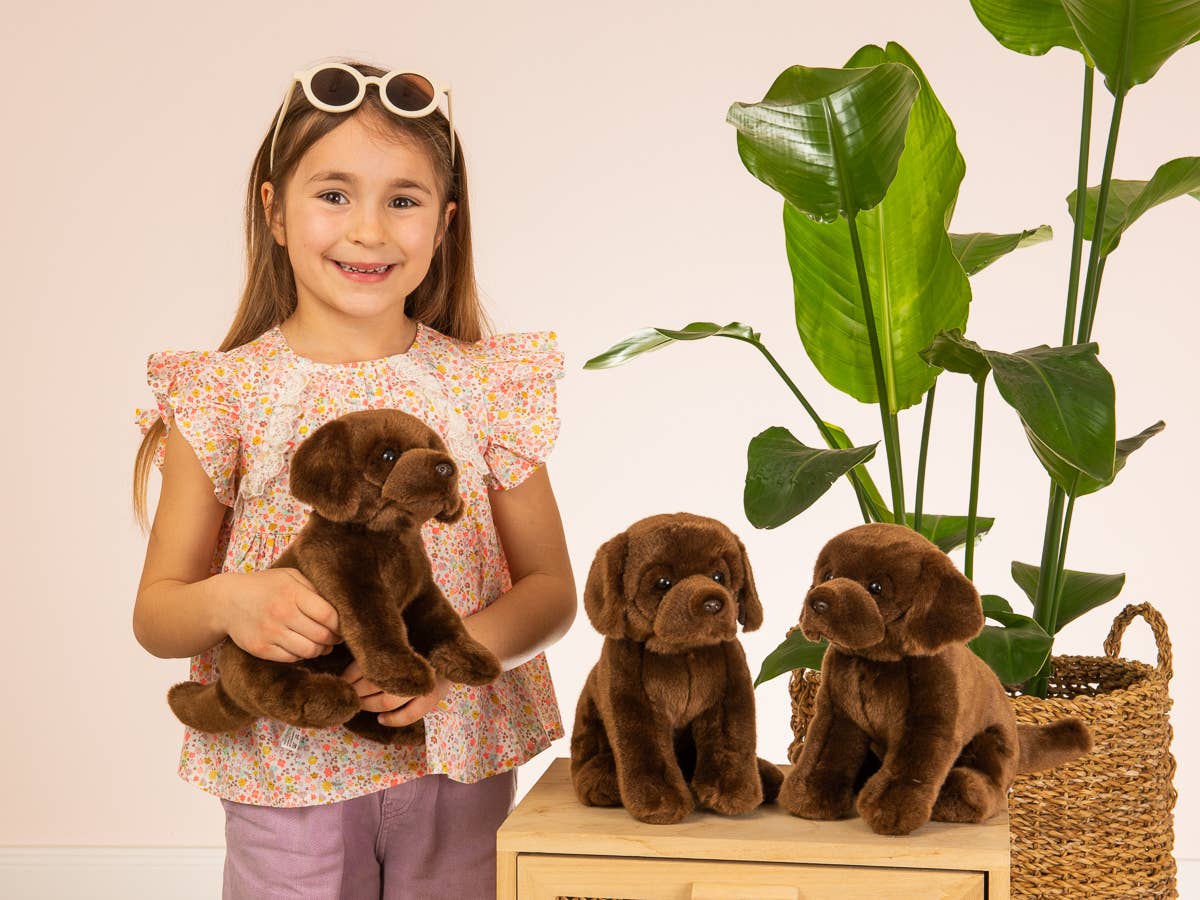 Donkerbruine zittende Labrador pluche knuffel
