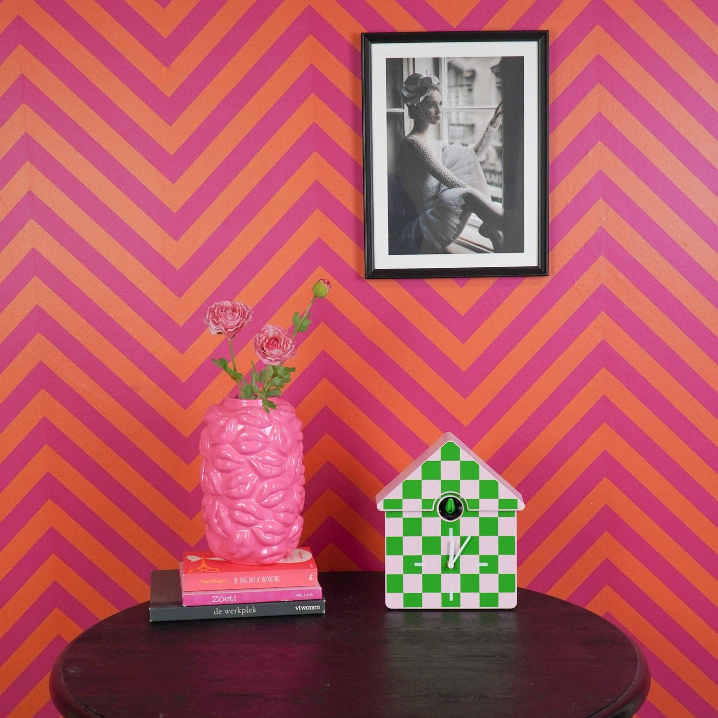 Klok - Koekoekswandklok - Patroon - Groen/Roze - 24x27x9cm