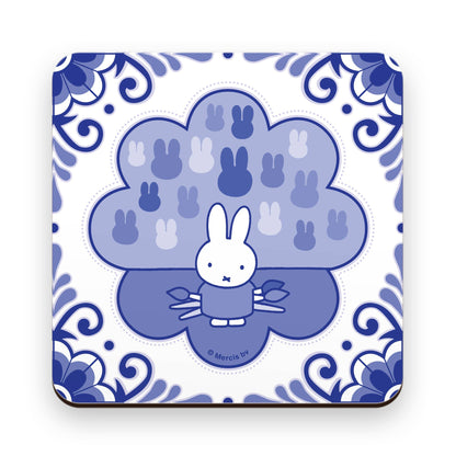 blue coaster du musee miffy