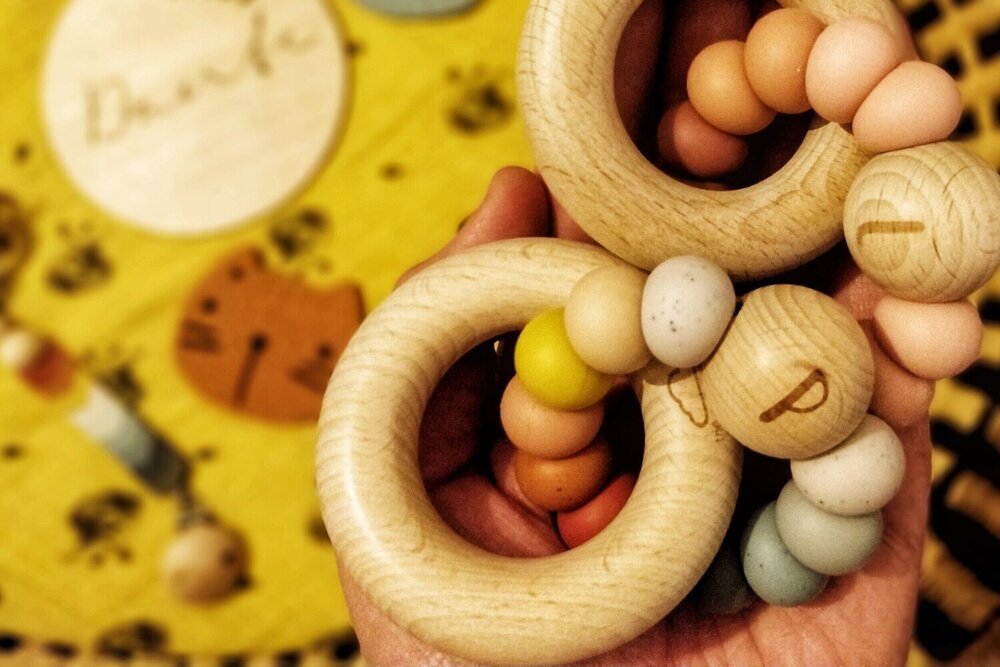 Beissring Round aus Silikon Dark Grey