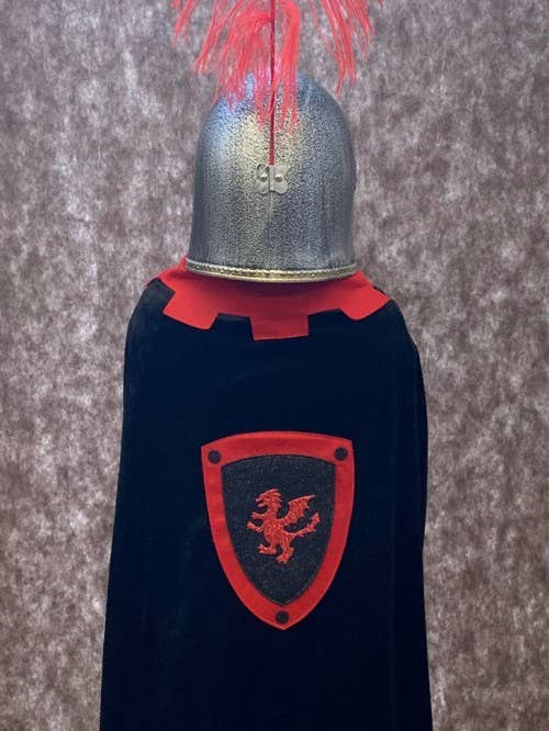 Cape Kamelot Black