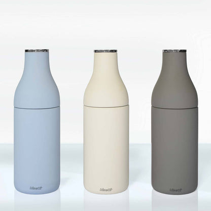 Moulin à épices «Milk Bottle», hêtre laqué bleu azur mat