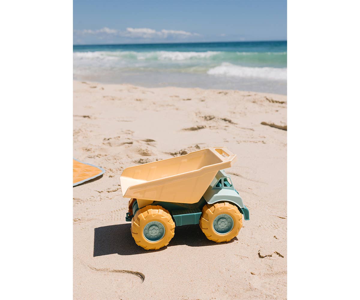 Green dump truck