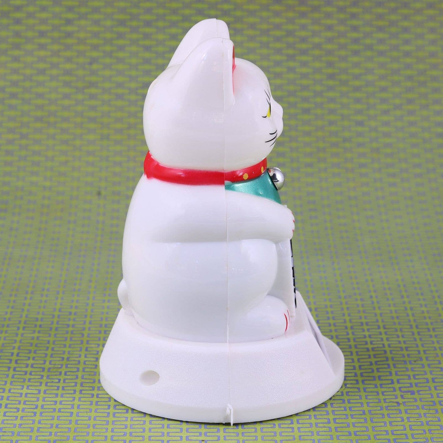 Gelukskat Maneki-neko Wave Cat solar 12cm wit