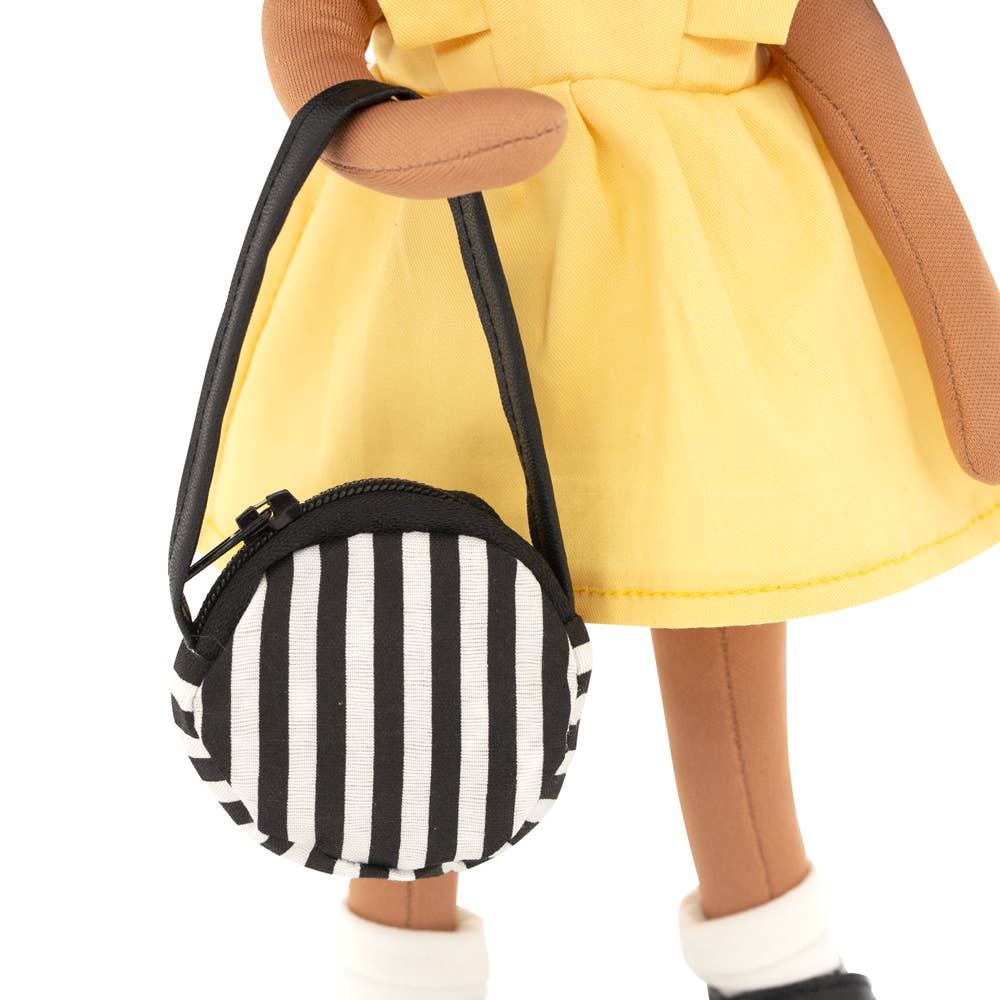 Poupée Tina avec robe jaune 32 cm