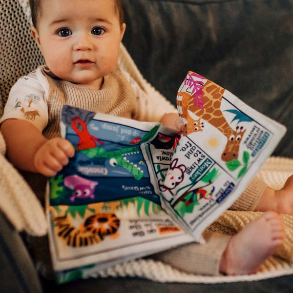 CRINKLY, MIJN EERSTE STOFFENBOEK