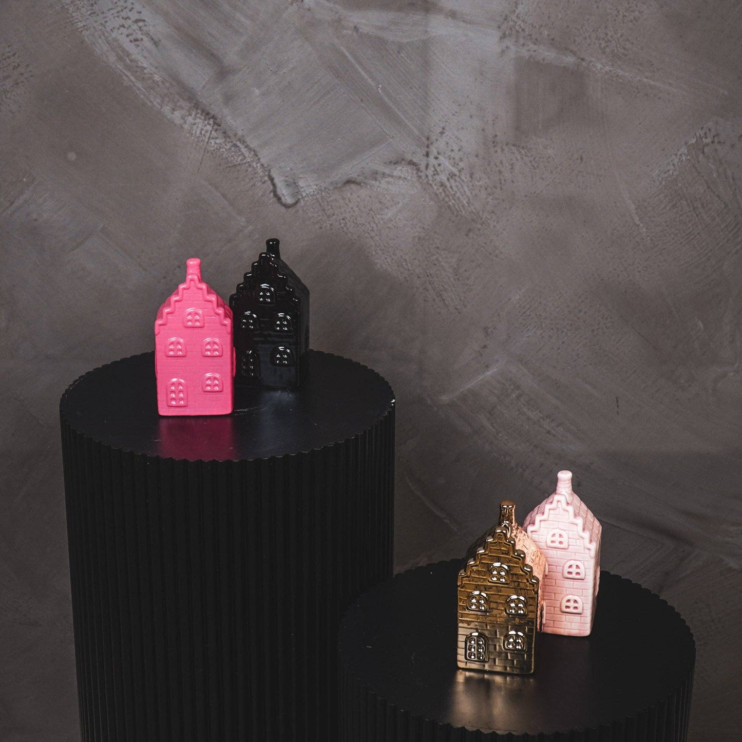 Ornement - Tirelire - Maison - Céramique - Rose Néon - 7x7x13cm