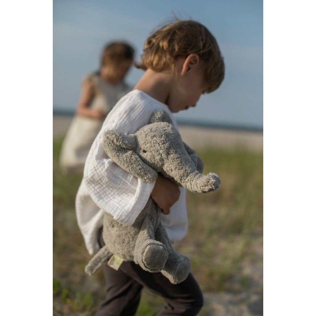 Éléphant en peluche petit