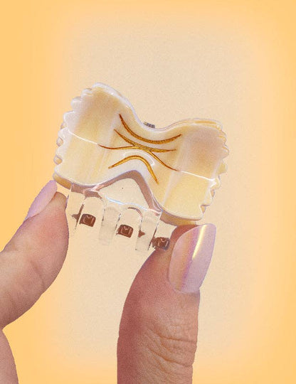 Mini – pince à cheveux en forme de farfalle, pâte italienne. | Joanna Behar – vue 3