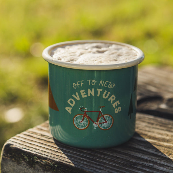 Emaille mok met de tekst "Bike Adventure"