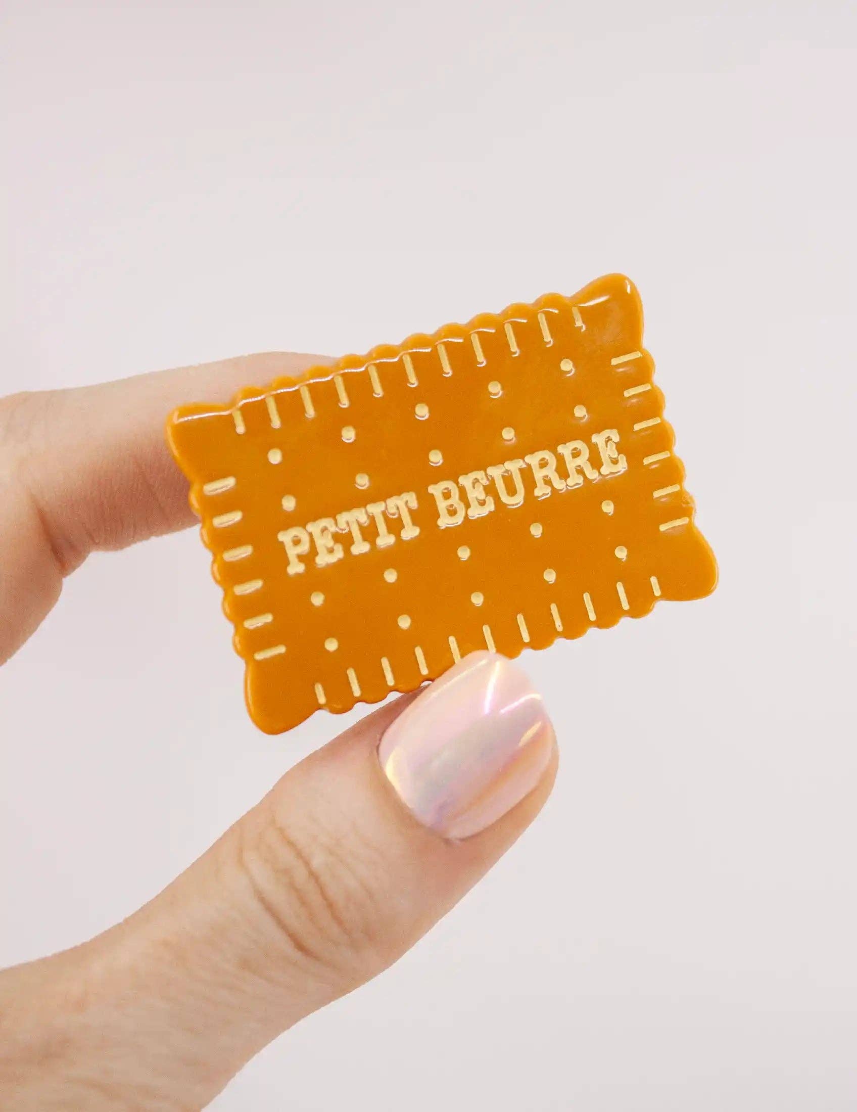 Barrette – pince crocodile biscuit Petit Beurre français | Joanna Behar – vue 2
