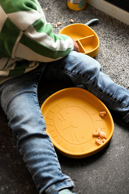 Kinderteller mit Saugfuß aus Silikon Alfie Sand