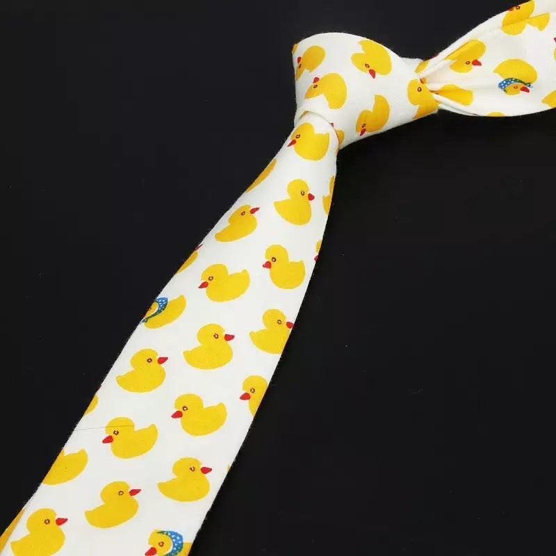 Fine yellow ducks tie